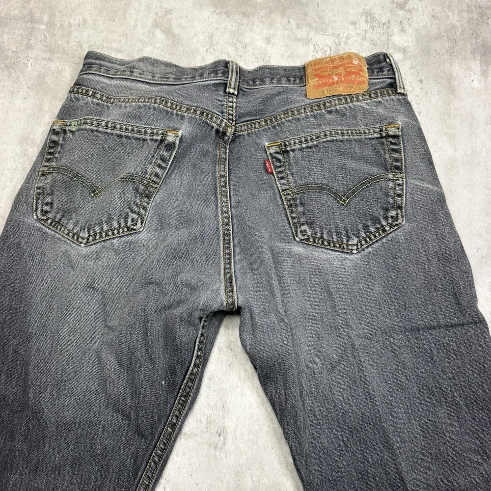 Levi's 501 Original Fit Jeans Mens Fits 34x34 Black Straight Button Fly Y2K